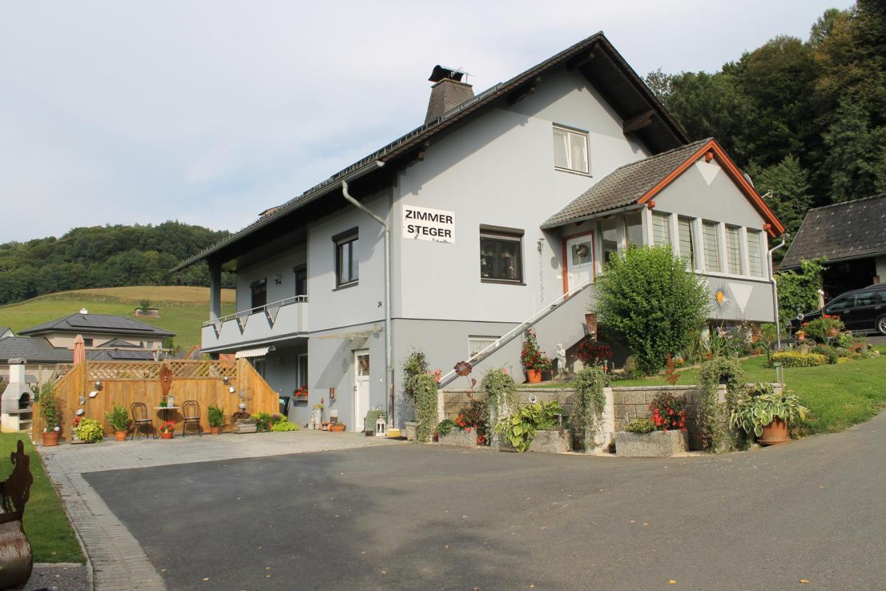 Zimmer Steger Gnas Exteriör bild